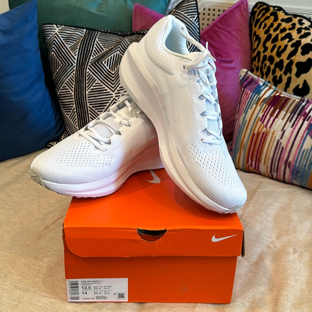 Nike Air Winflo New with box size 12.5